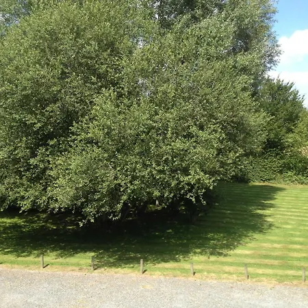 La Tour Des Plantes Pensión 3*