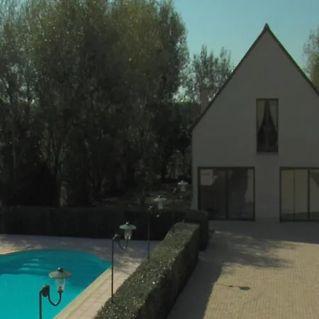 La Tour Des Plantes 3*