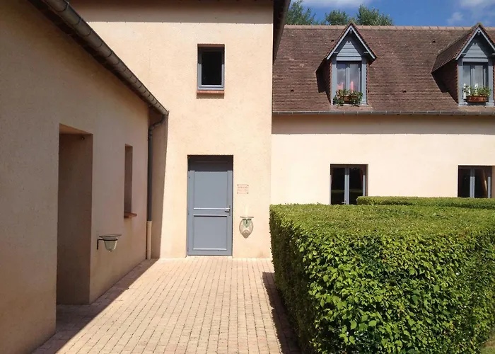 La Tour Des Plantes 3* Moncé-en-Belin