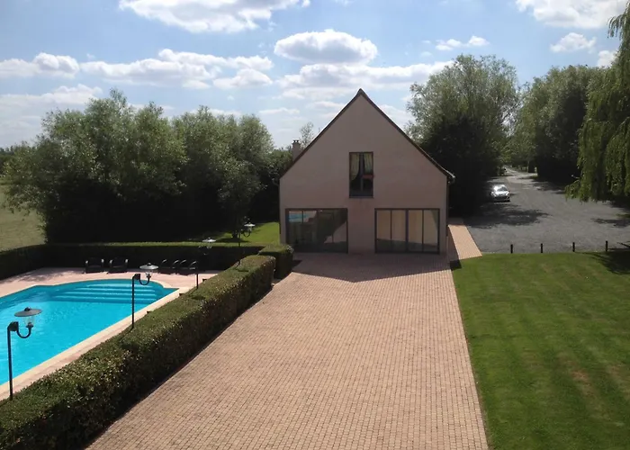 La Tour Des Plantes 3* Moncé-en-Belin