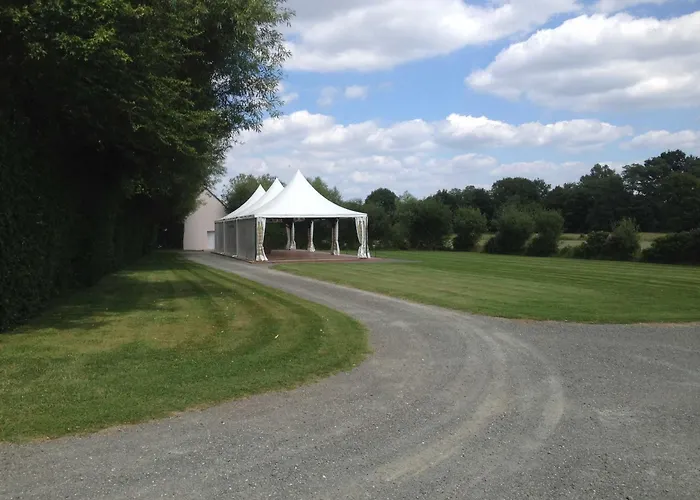 La Tour Des Plantes 3*