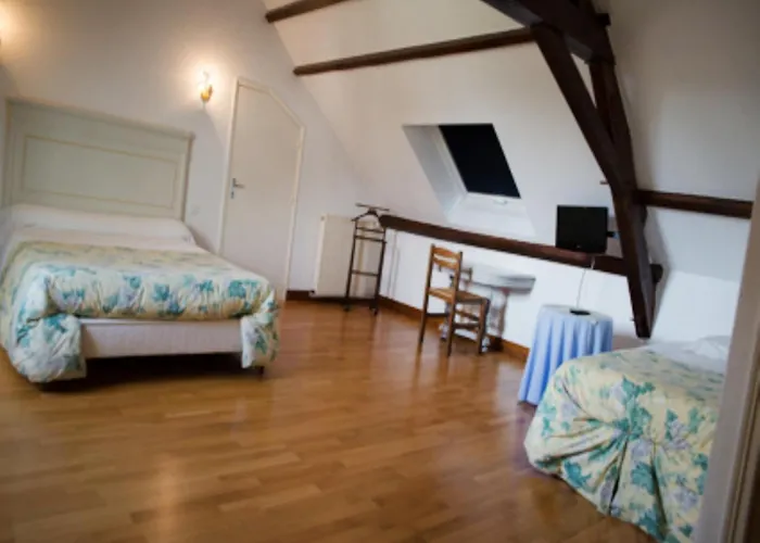 La Tour Des Plantes Maison d'hôtes Moncé-en-Belin